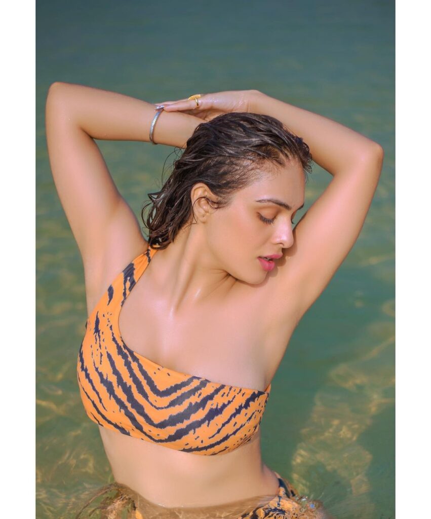 Neha Malik Hot Photo: नेहा मलिक की हॉट फ़ोटो से मचा सोशल मीडिया पर तहलका
