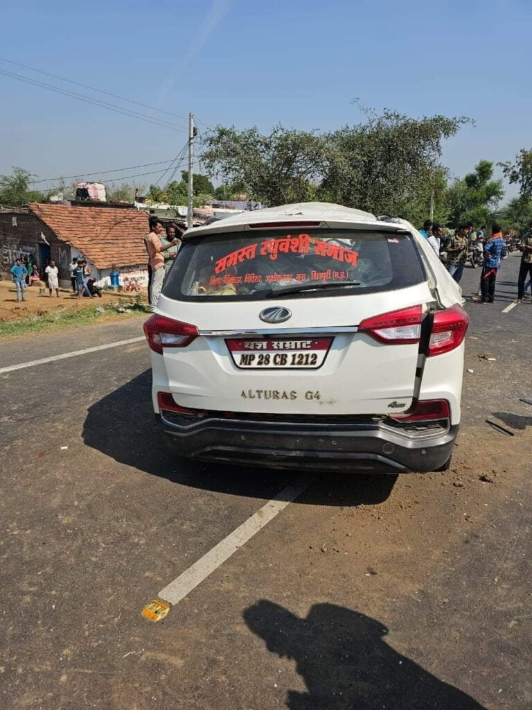 Road Accident: कार एक्सीडेंट में छिंदवाड़ा के संत कनक बिहारी का निधन, राम मंदिर निर्माण में दिए थे 1करोड़ से अधिक रूपए
