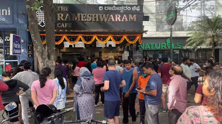 Bangalore के The Rameshwaram Cafe कमाता है महीने के 5 करोड़ रूपए, ऐसे चलता हाउ बिज़नेस