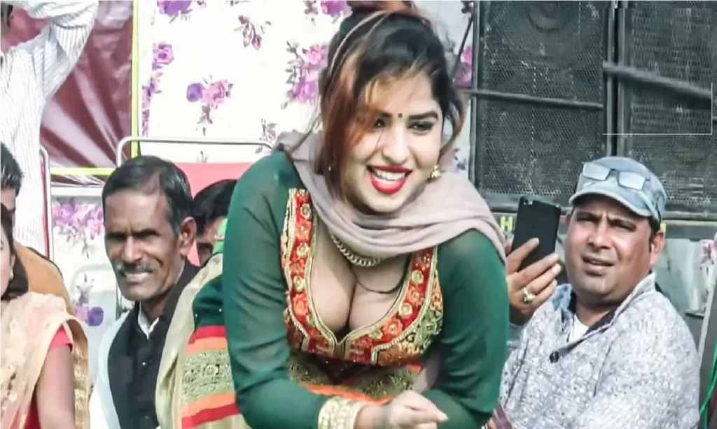 Muskan Baby Haryanvi Dance Video: मुस्कान बेबी ने स्टेज पर दिखाए कुछ ऐसे मूवमेन्ट, देखने वाले के छुट गए पसीने