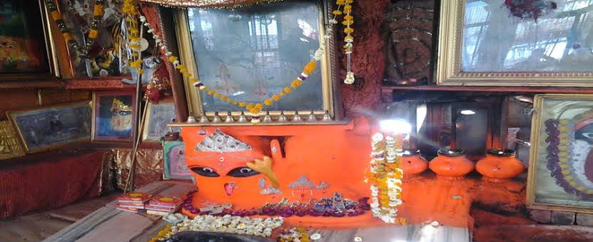इंदौर का ऐसा मंदिर जहा होती है रात के 11 बजे महाआरती, माँ अम्बा वाली माता करती है मनोकामना पूरी