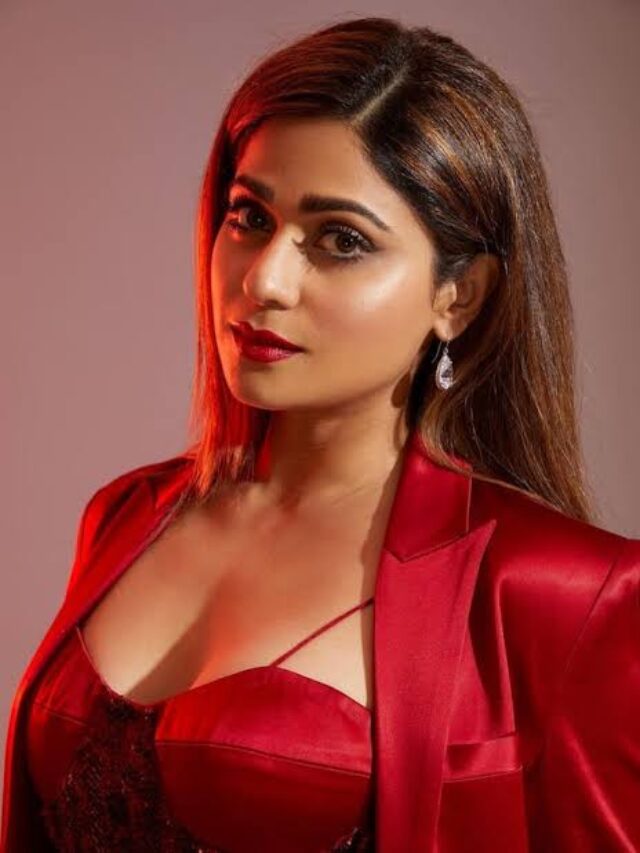 Shamita Shetty Photos: फिल्में हिट...लेकिन करियर रहा फ्लॉप, जानिए आज कहां हैं बी-टाउन की ‘शरारा-शरारा' गर्ल