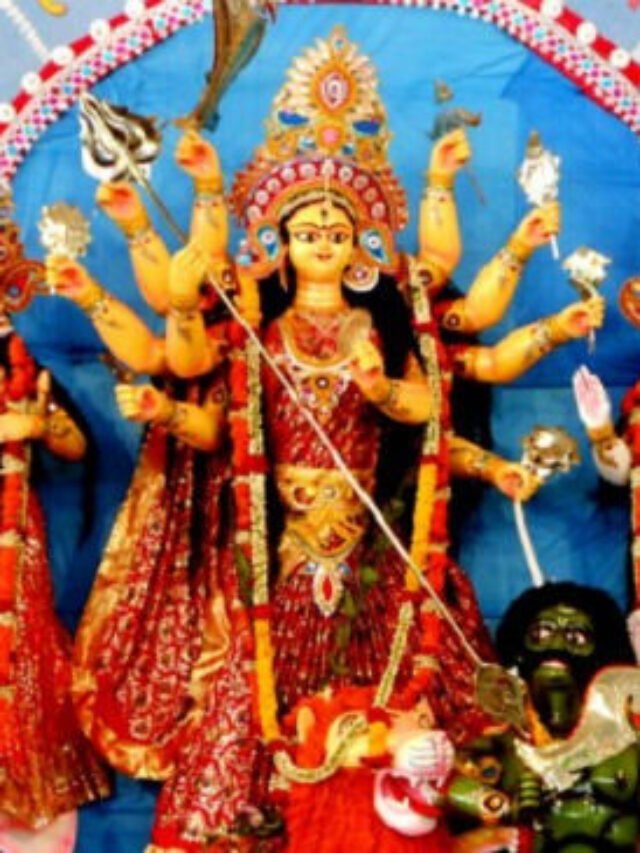 Shardiya Navratri 2023: हाथी पर आएंगी मां दुर्गा और मुर्गे पर होगी